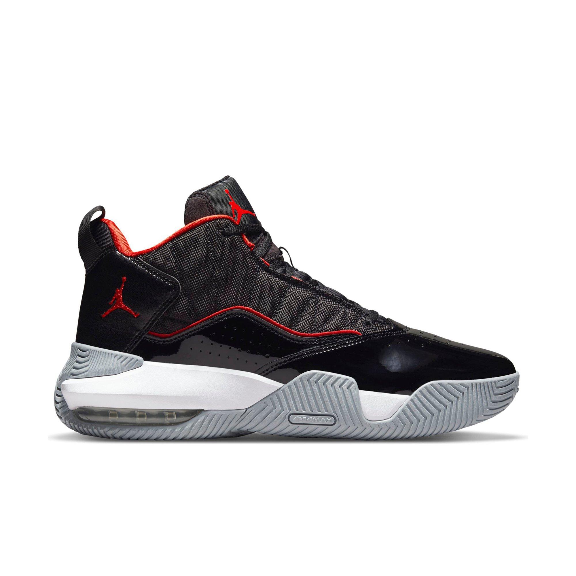 Jordans on sale on sale at hibbett sports